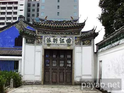 ペナン「街角風景・コンチネンタルホテルの裏側」