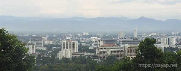 動物園よりチエンマイ市内を望む