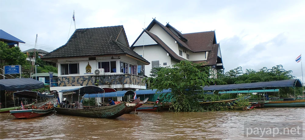 チエンコンの国境