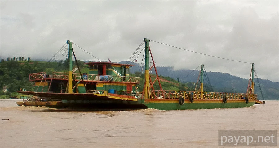 チエンコンの国境