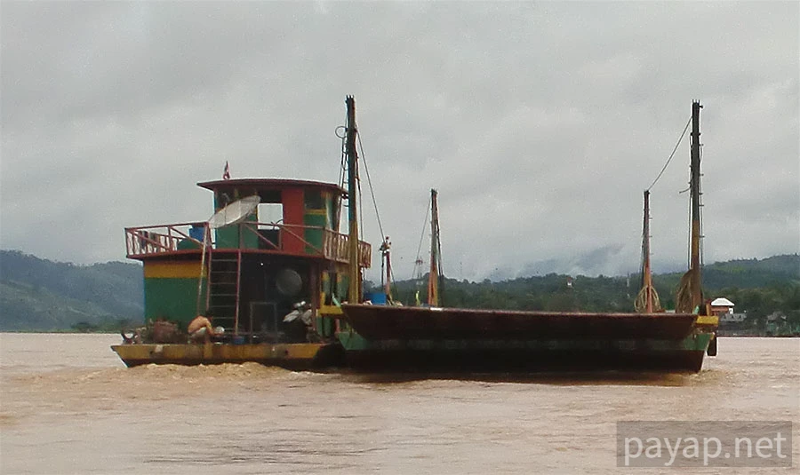 チエンコンの国境