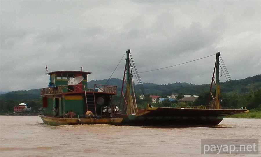 チエンコンの国境