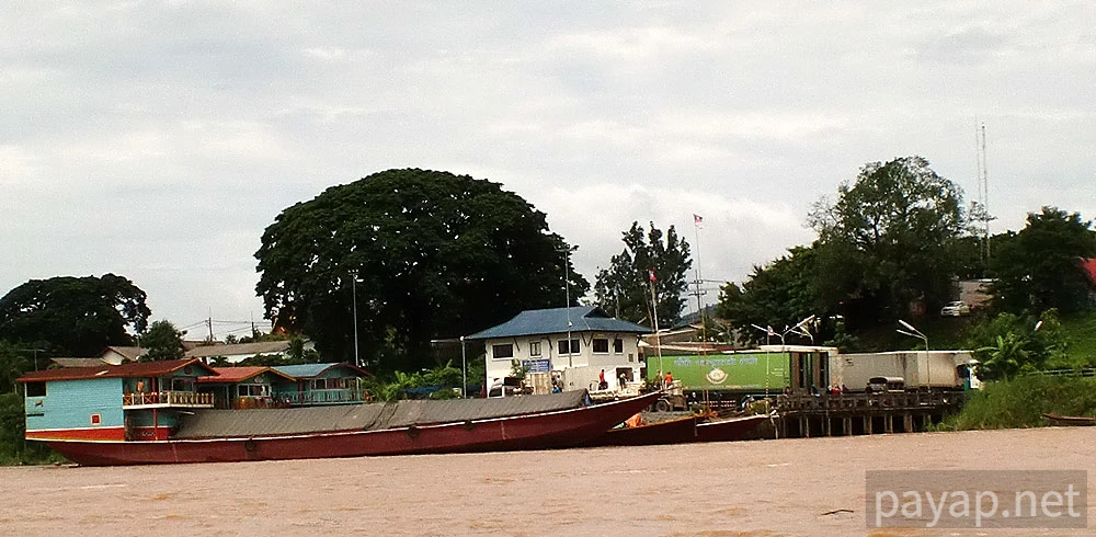 チエンコンの国境