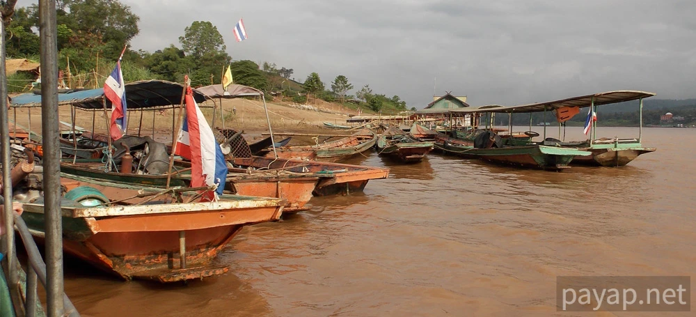 チエンコンの国境