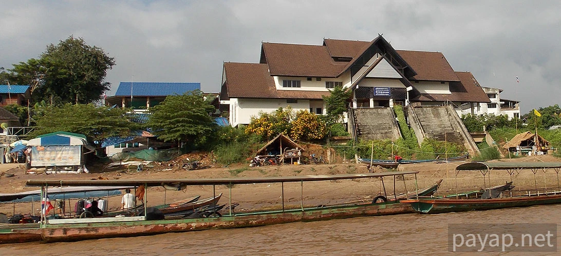 チエンコンの国境