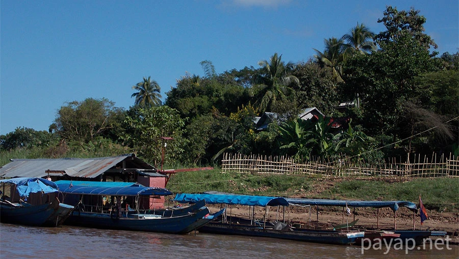 チエンコンの国境