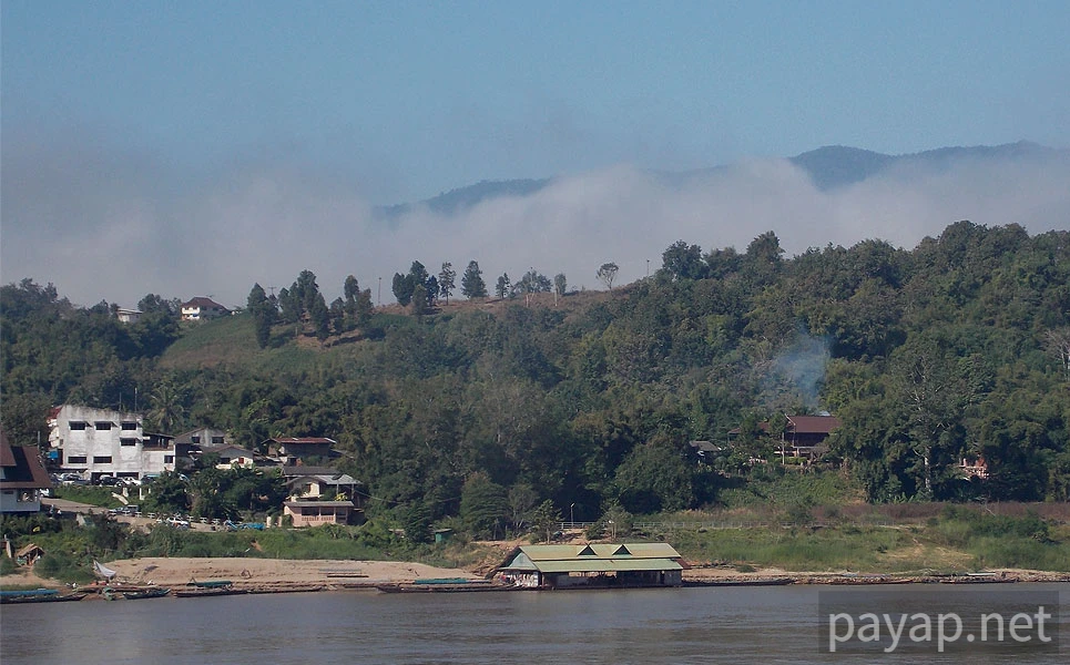 チエンコンの国境