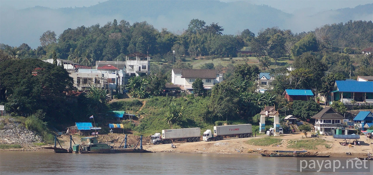 チエンコンの国境