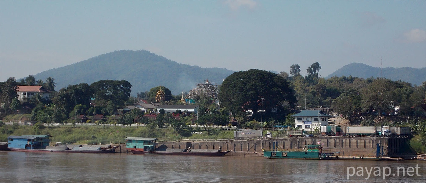 チエンコンの国境