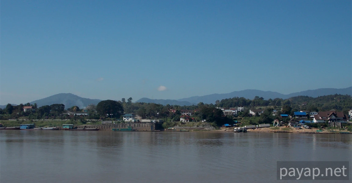 チエンコンの国境