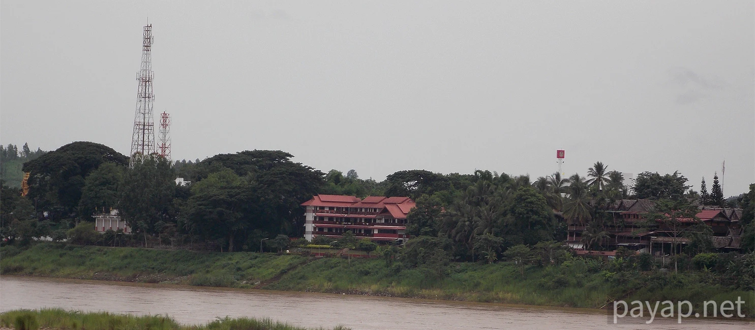 チエンコンの国境