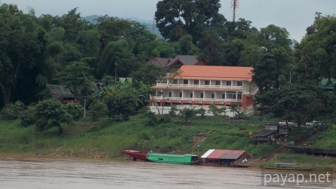 チエンコンの国境