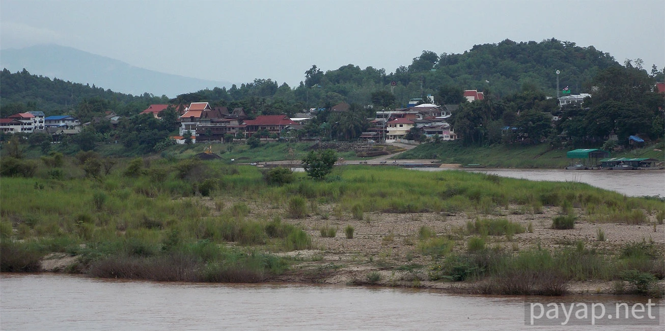 チエンコンの国境