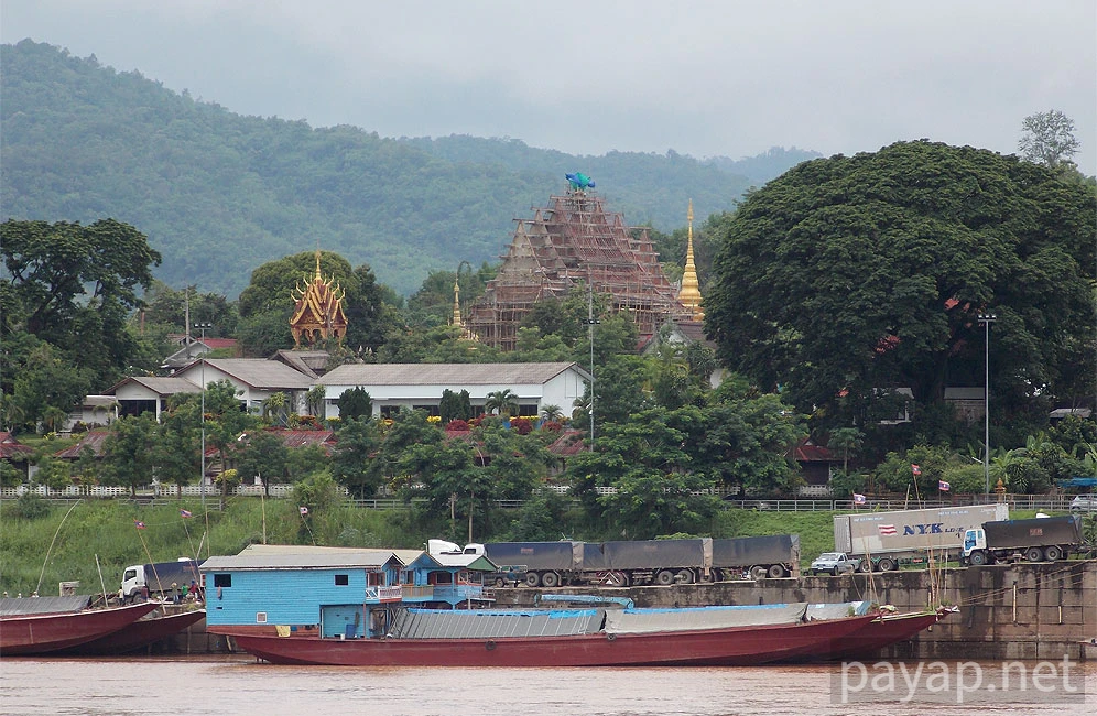 チエンコンの国境