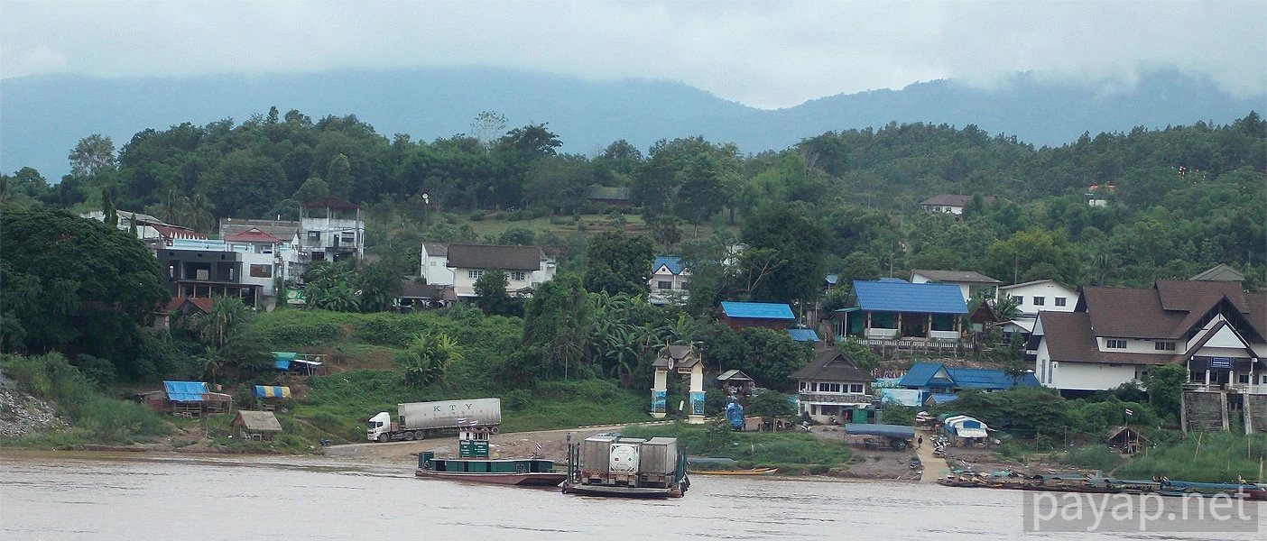 チエンコンの国境