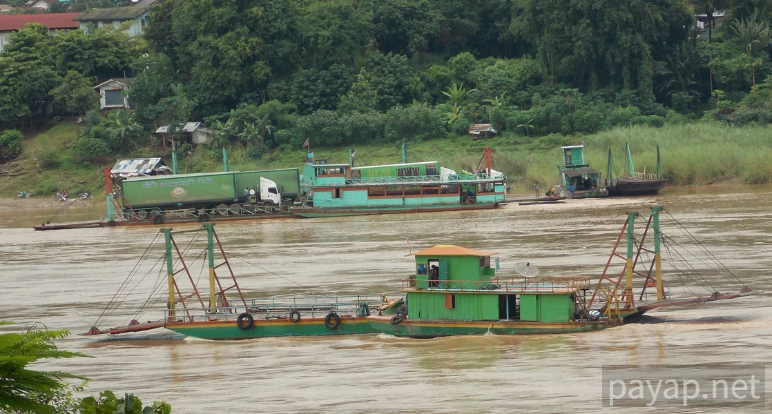 チエンコンの国境