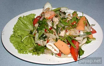 食堂車の「スパイシーサラダ」