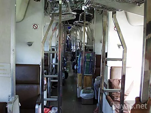 車窓から「二等寝台エアコン車」 車窓から「二等寝台エアコン車」